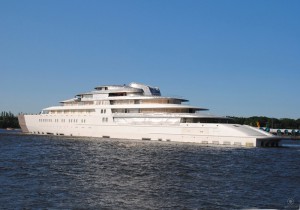 azzam-yacht_cgrecord-net746