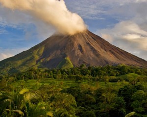 arenal-volcano