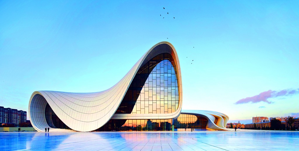 2013_Heydar Aliyev Centre Baku_photo 01 by Hufton+Crow