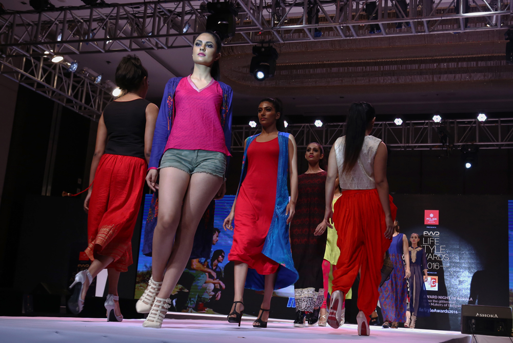 max-autumn-collection-2016-at-fwd-lifestyle-awards-2016-4