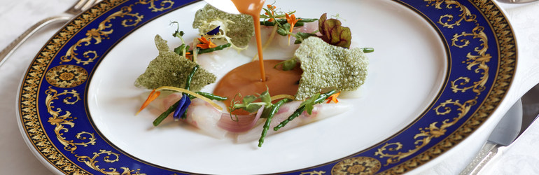 Palazzo Versace Dubai Raw_Cuttlefish_Ravioli