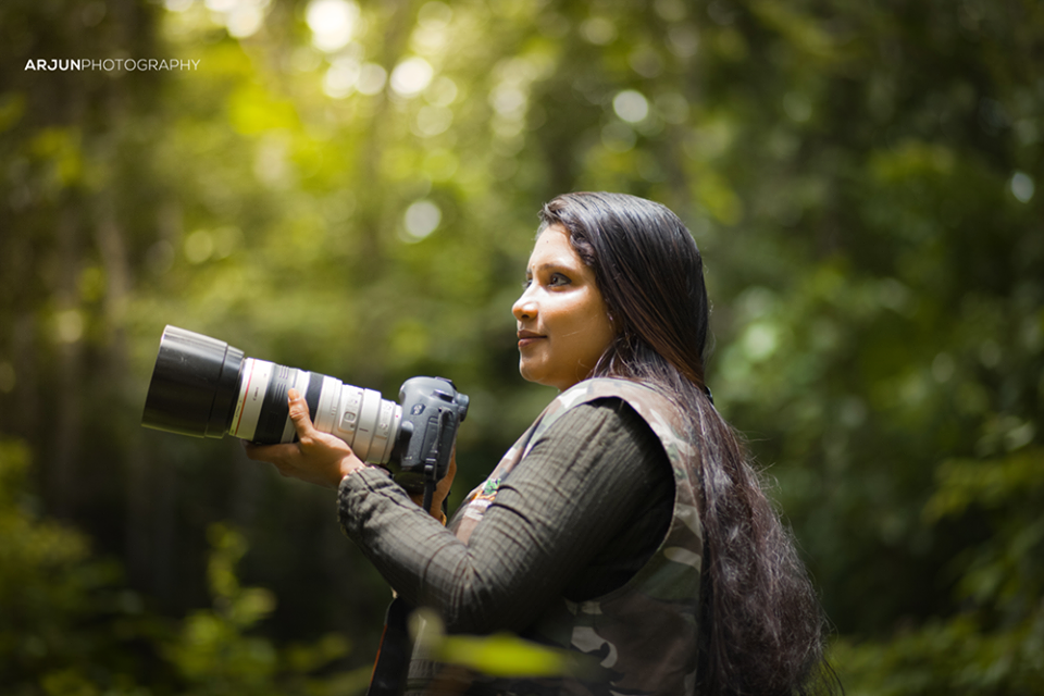 Lilla Symposium skraber Meet These 6 Incredible Female Wildlife Photographers From Kerala